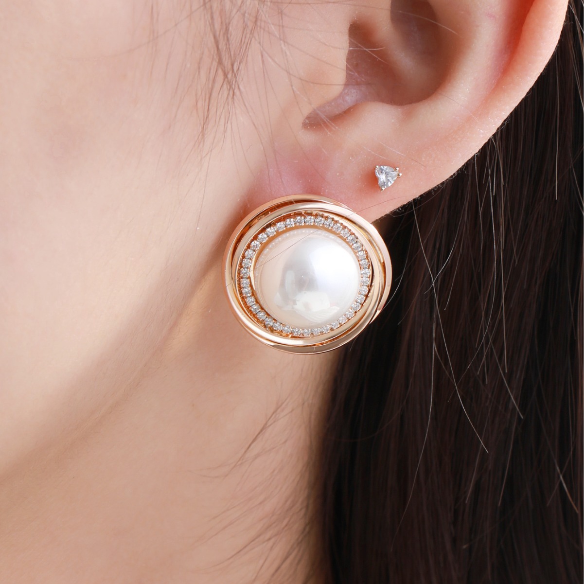 Xuping joyería de bronce de piedra imitación de perlas perlas de alta calidad lujo ligero nicho elegante pendientes de orejas retro para mujeres