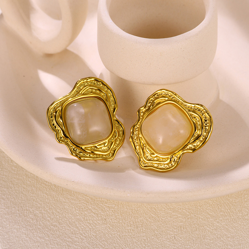 13g Weight 0.03µm-0.05µm Gold Plating Thickness PVD Coated Gold Plating Process 304 Stainless Steel Ear Needle Material Real Gold Plated Plating Material Stone-Free Inlay Material Ear Studs Classification 18K Gold Plating Color 1 Pair Quantity Daily Occasion 304 Stainless Steel Material Shamrock, Flower Pattern Women's Gender Vintage Style Style Waterproof Non Tarnish Craft PVD Coated Real Gold Plated 18K Gold Shamrock Flower 304 Stainless Steel Vintage Style Waterproof Non Tarnish Ear Studs 无