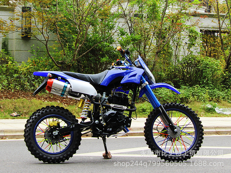 150Cc Two-Wheeled Off-Road Motorcycle for Adults, Mountain Bike with Clutch, Suitable for Mid-High Level Racing, Fuel-Powered Motorcycle