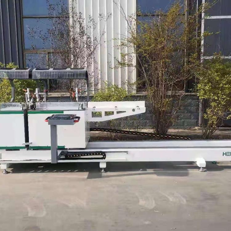 Sierra de corte de tres extremos de puerta deslizante Puente roto Puerta de aluminio Equipo de ventana de puerta deslizante Sierra de tres extremos de puerta deslizante