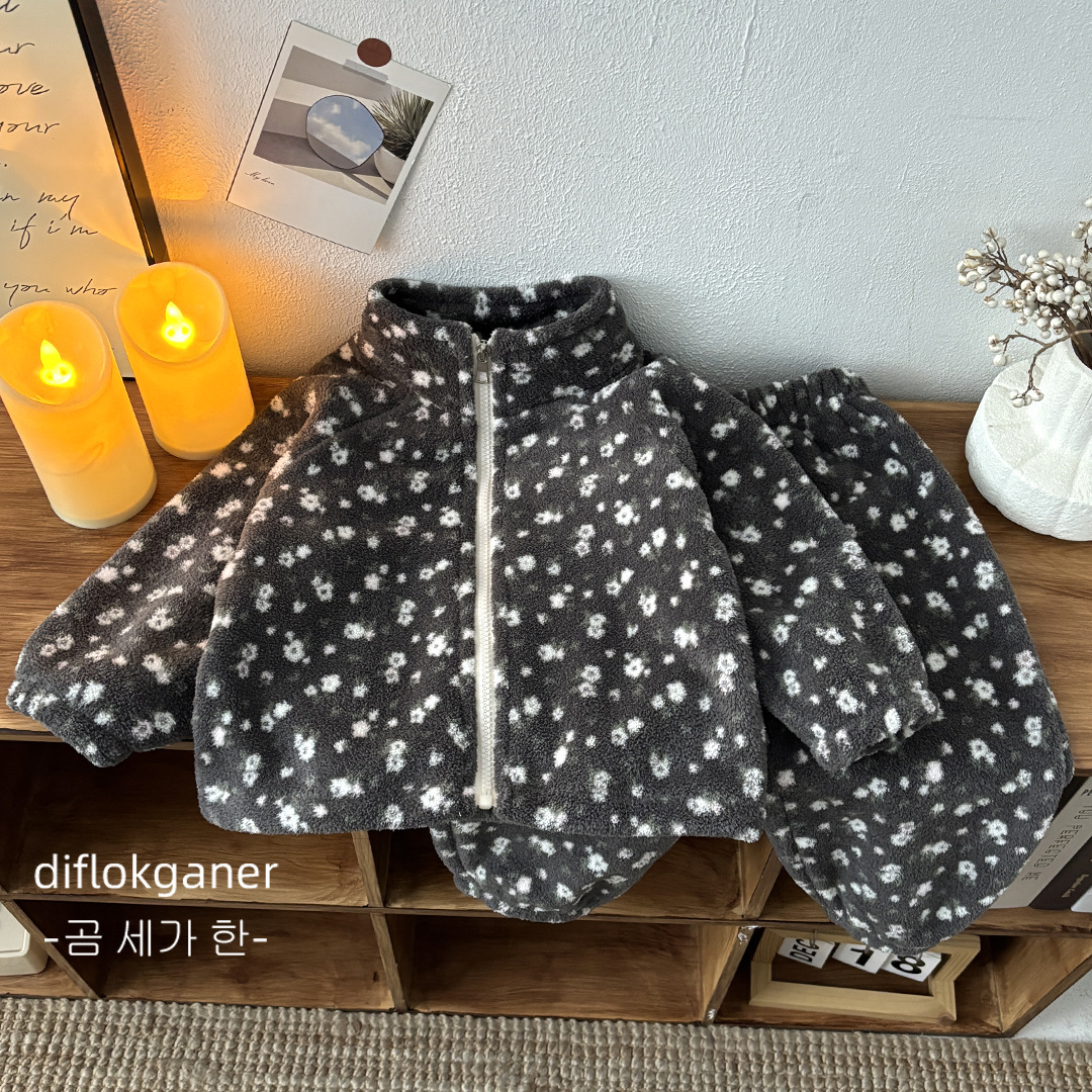 Autumn and Winter Kidsren's Stand-Up Collar Double-Sided Velvet Home Clothes Set Pajamas Artifact Soft and Waxy Skin-Friendly Comfortable and Warm Two-Piece Set
