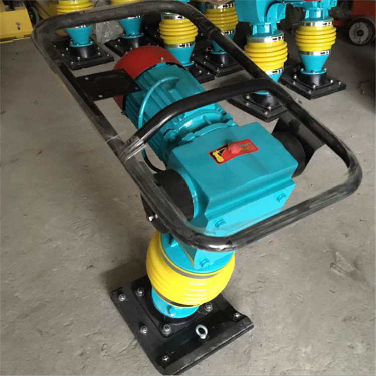 Máquina de compactación de gas y aceite diesel para minería de cimentación compactación de cobre puro compactación de vibración de potencia hidráulica compactación de placa plana bidireccional