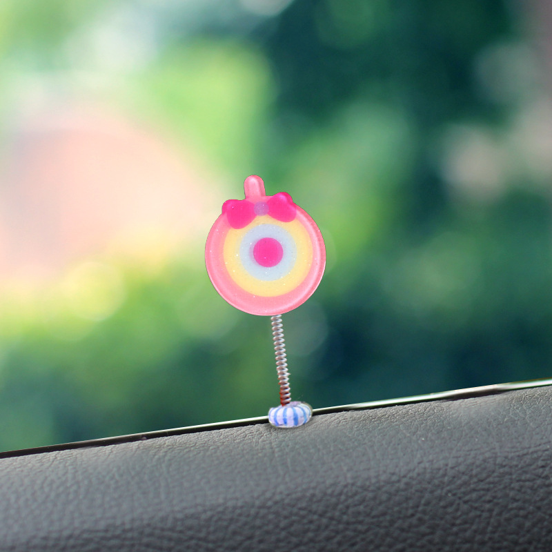 [Transfronterizo] Chica corazón arco iris decoración de coche coche sacudiendo la cabeza amor lindo primavera oscilante decoración de coche