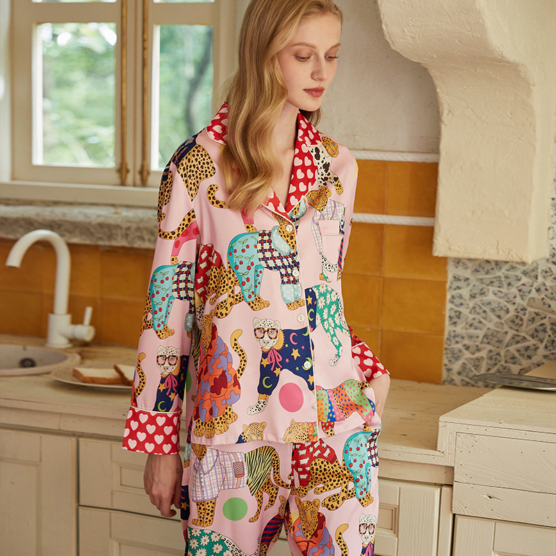 [Leopardo de vestir] 2025 nuevo pijama mujer otoño seda de hielo traje de manga larga primavera y otoño ropa de hogar con estampado fino