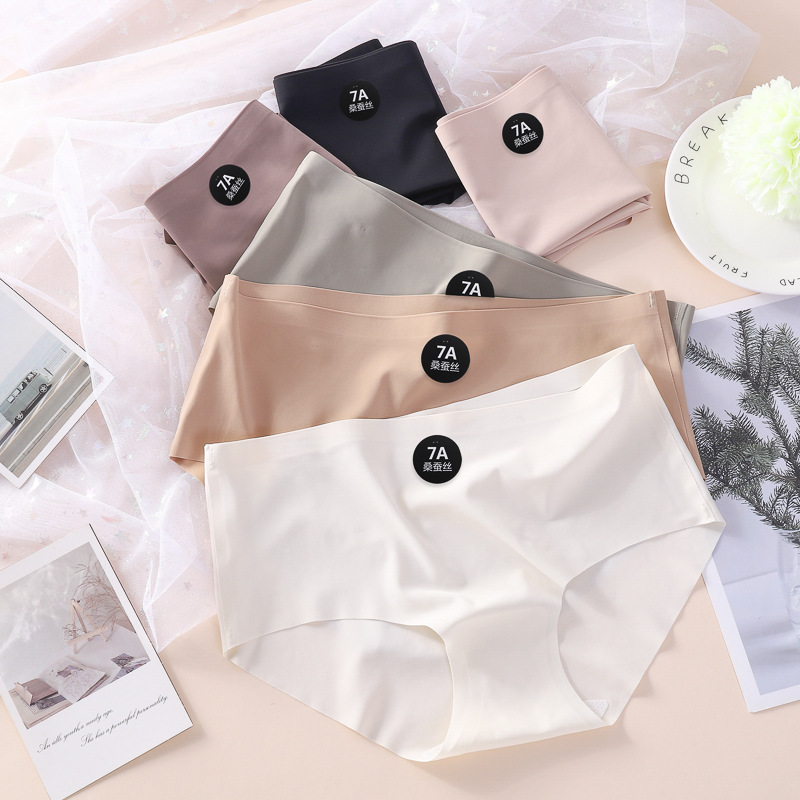 Summer seamless simple solid color ice silk underwear women's waist breathable mulberry silk antibacterial bottom crotch briefs for girls Summer seamless simple solid color ice silk underwear women's waist breathable mulberry silk antibacterial bottom crotch briefs for girls