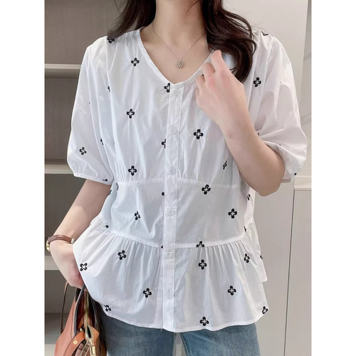Korean Loose Elegant Collar Short Sleeve Shirt for Women 2025 Summer Slimming Waist Tunic with Fresh and Clean Embroidery Top