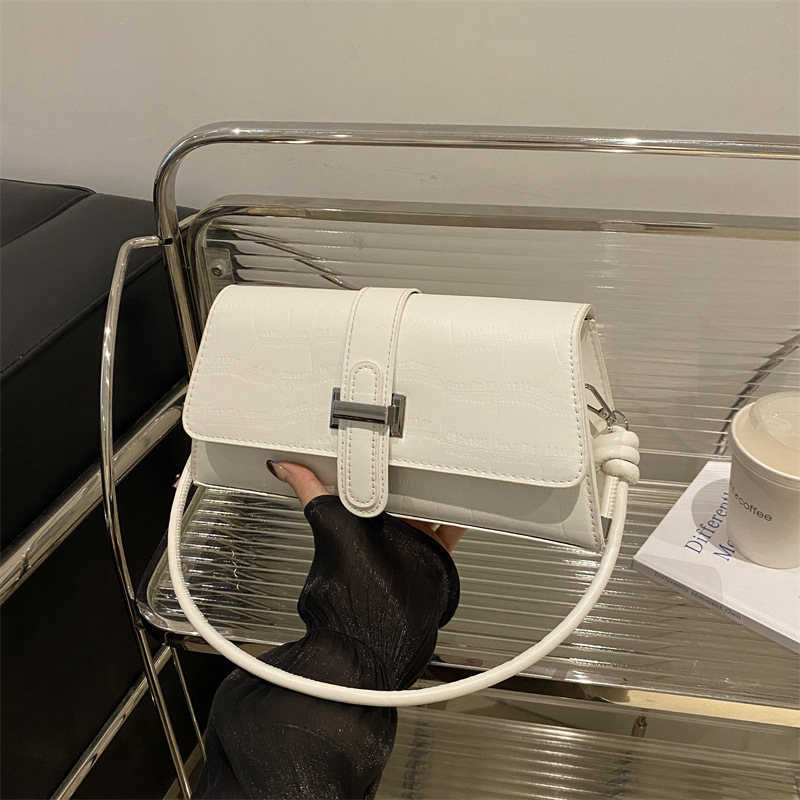 Nueva bolsa de estilo chino, bolsa de brazo para mujeres 2024, nueva moda, nicho, elegante mochila de hombro.