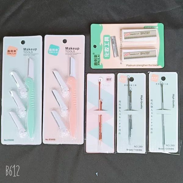 New Eyebrow Razor with Three Blades, Acne Needle Set, Stainless Steel Pimple Needle, Beauty Needle, 2 Yuan Store Makeup