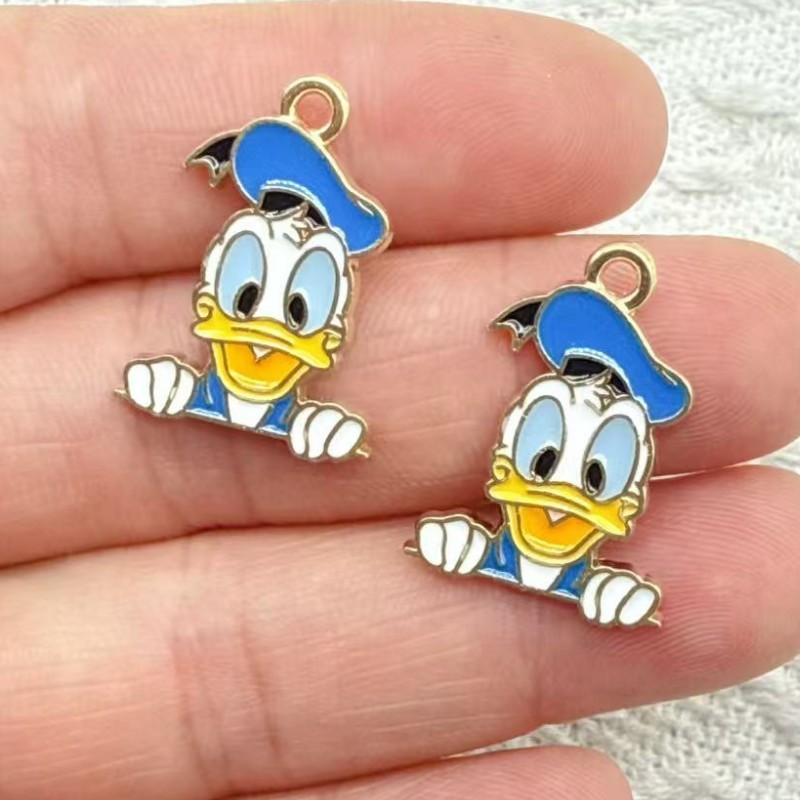 漫画アニメーションミッキーメアリー猫 DIY ジュエリーアクセサリーオイル滴下合金ペンダントキーホルダーイヤリングペンダント|undefined