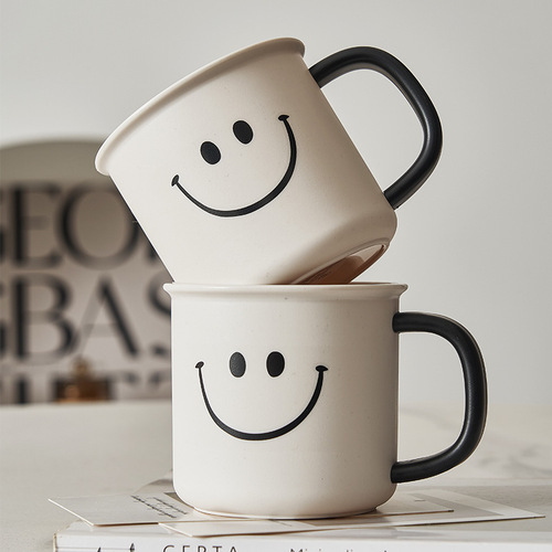 New smiling face mouthwash cup home bathroom parent-child toothbrushing cup INS style plastic mouth cup simple toothbrush cup water cup