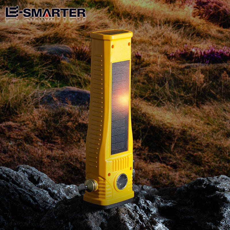 lámpara de emergencia solar transfronteriza montada en vehículo adsorción magnética fuerte martillo de ventana cinturón de seguridad cuchillo de corte luz de trabajo de largo alcance superbrillante