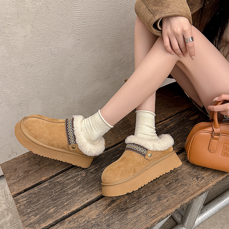 Giày bốt tuyết đế dày nữ mũi tròn lót lông cừu ấm áp kiểu dép nửa Birkenstock — con lạc đà
