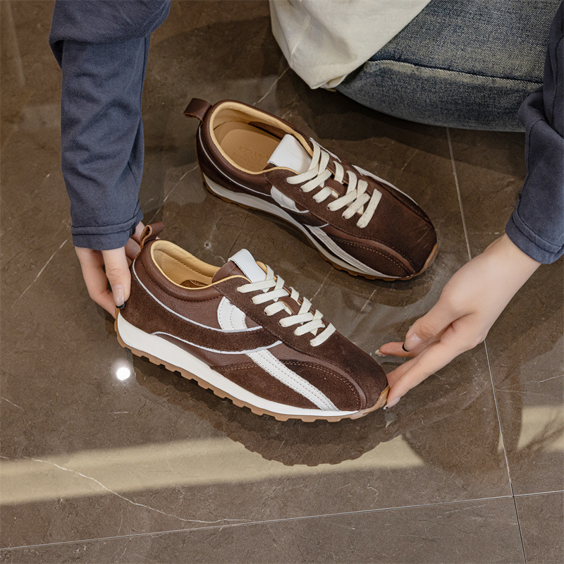 Top-layer cowhide vintage German-style women's shoes, 2026 autumn new model, genuine leather casual versatile thick-soled Cortez shoes, available for dropshipping Top-layer cowhide vintage German-style women's shoes, 2026 autumn new model, genuine leather casual versatile thick-soled Cortez shoes, available for dropshipping