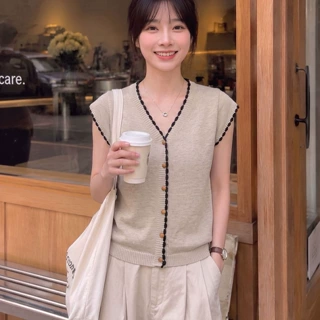 文艺纯色花边开衫女天丝亚麻飞袖宽松背心牛角木扣针织慵懒风上衣