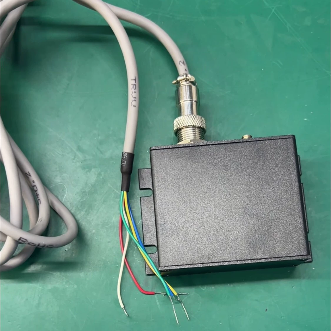 Простые квазистатические усилители заряда