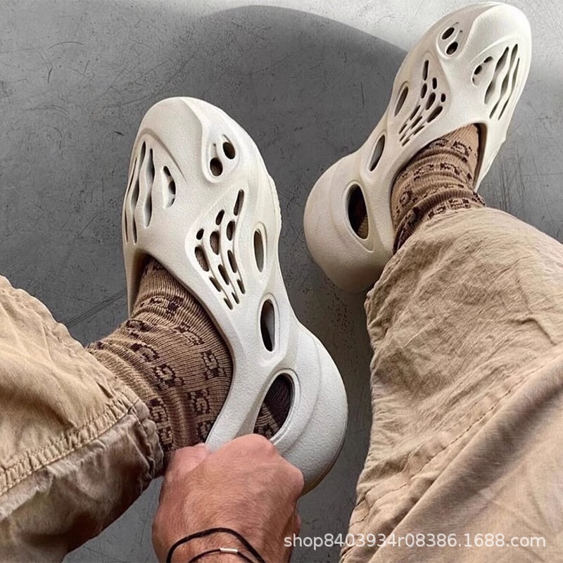 Coconut Croc Shoes for Men and Women Authentic Official Website Thick-Soled Outerwear Anti-Slip and Deodorant Sandals Casual Beach Shoes
