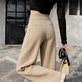 浅卡其高腰直筒裤女2025年冬季新款宽松显瘦垂感百搭休闲阔腿长裤