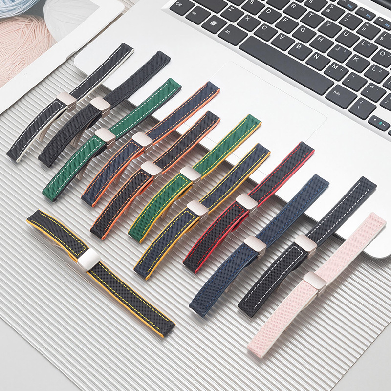 The New Model Is Suitable for Apple Iwatchss10/11 Watches and Huawei 10/9/8 Nylon Rubber Magnetic Buckle Wrist Straps