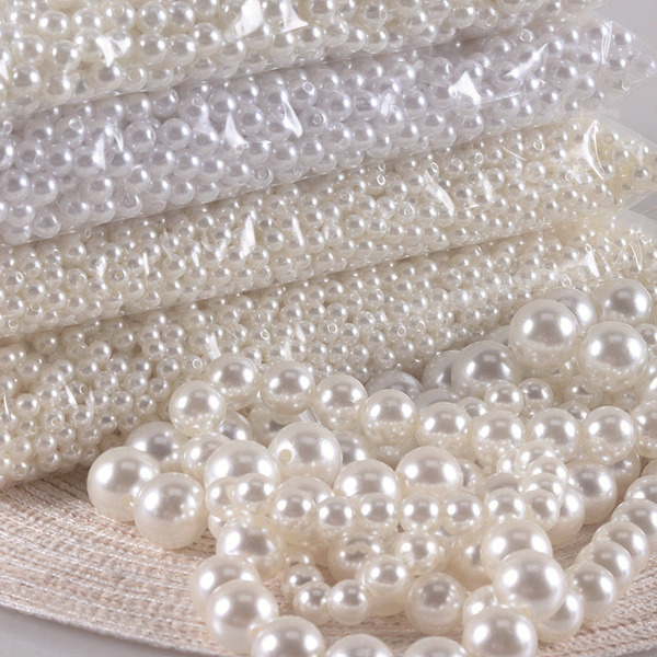 White beads pearl