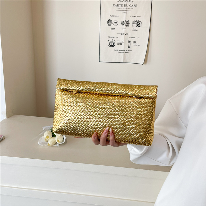 Bolsa de mano de gran capacidad popular de color sólido de alta calidad personalidad de mujer cena casual temperamento de estilo exterior