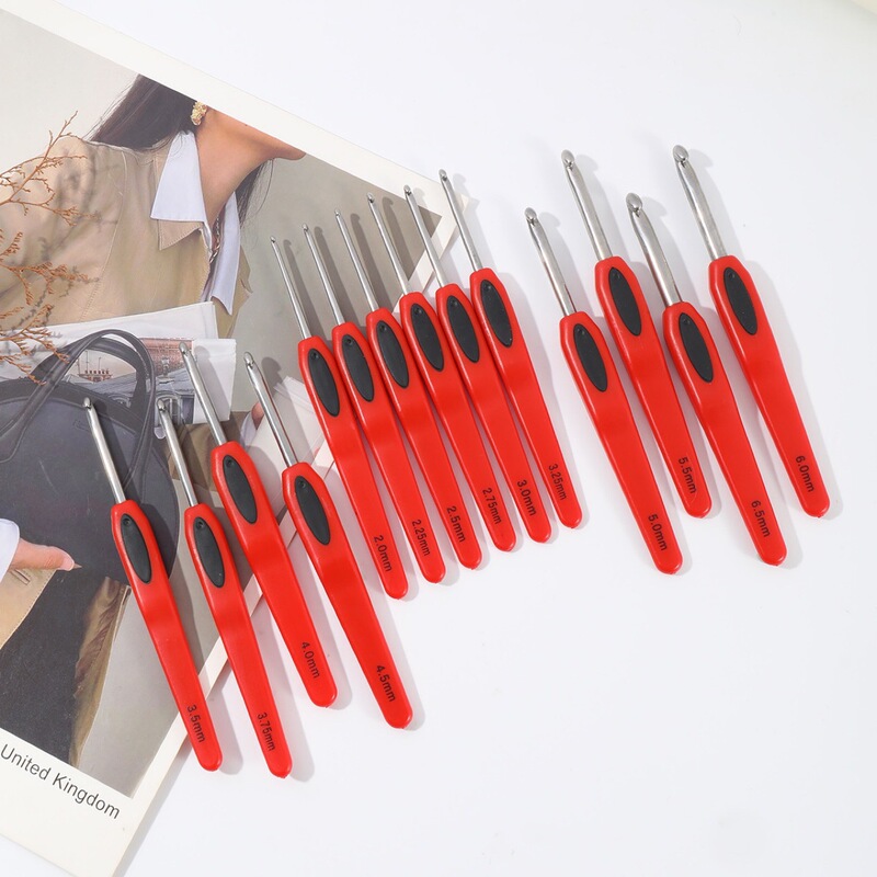 Crochet Hook Plastic Handle Stainless Steel Crochet Hook Handmade Knitted Doll Knitted Sweater Wool Knitting Tool Set