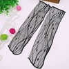 Factory explosion Korean version of lace fishing network Ge diamond -shaped mid -cylinder sexy hollow ladies pile net yarn socks wholesale