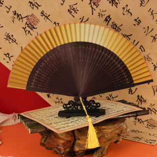 Summer antique folding fan gradient yellow folding fan golden yellow Chinese style antique folding bamboo fan for men and women silk cloth summer