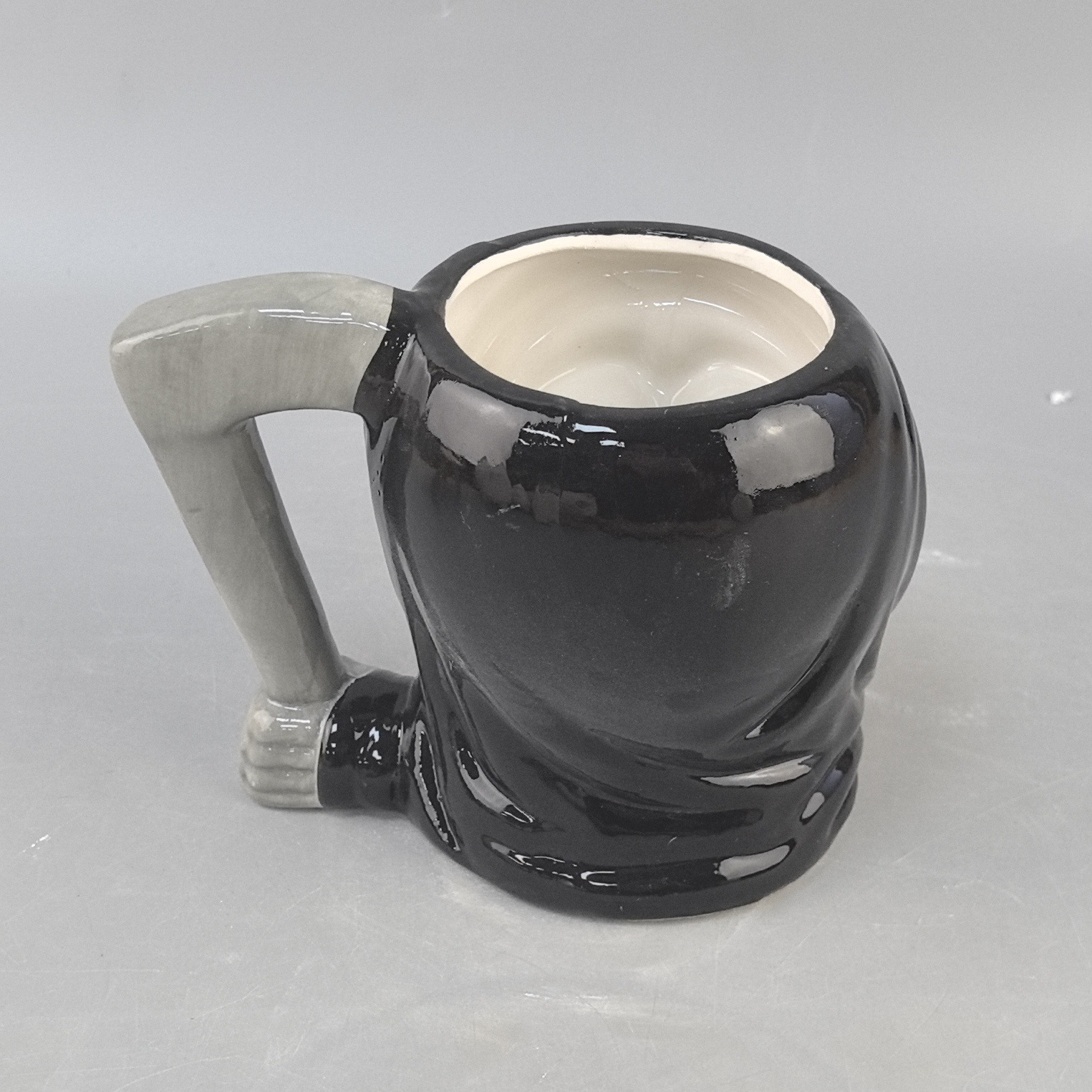 Taza de cerámica de calavera de terror de Halloween cuidadosamente seleccionada Taza de café Taza de agua americana Taza de Halloween Taza personalizada