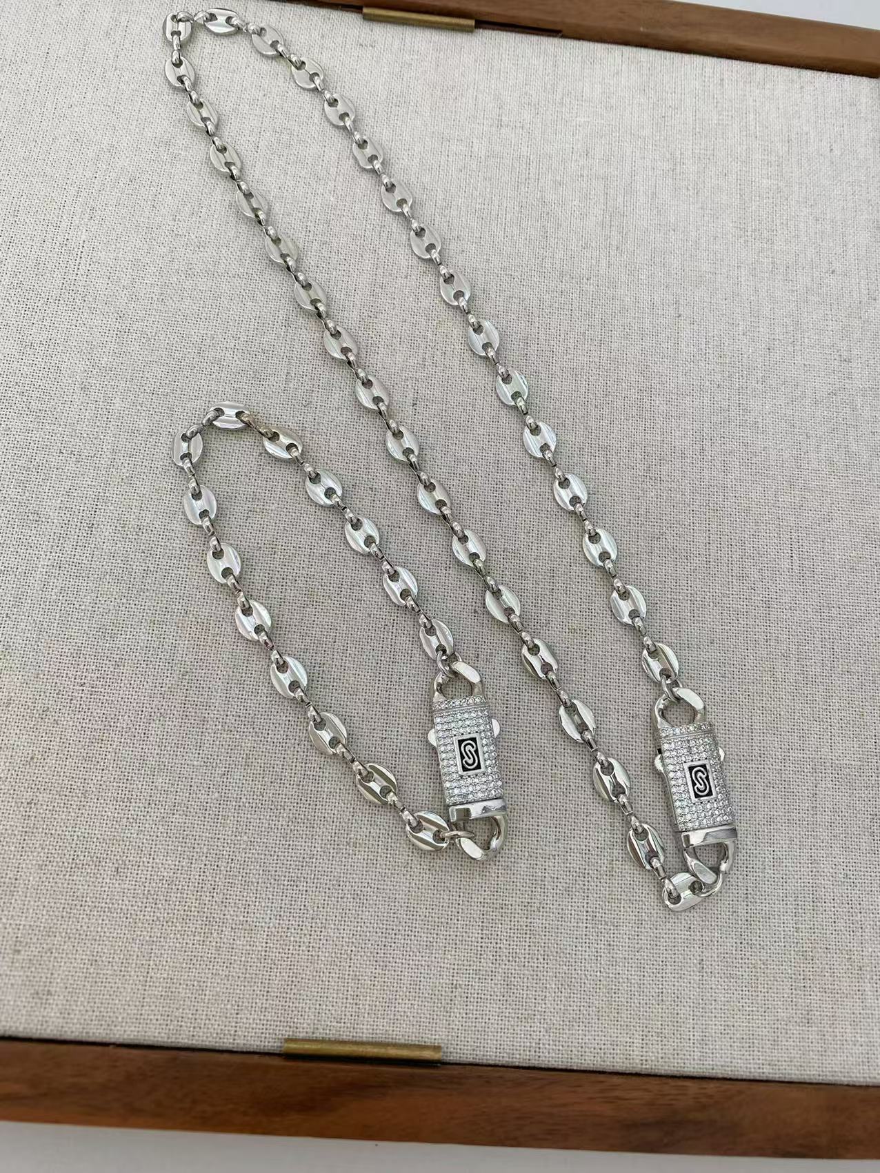 Collana girocollo con catena a forma di naso di maiale con chicchi di caffè, da uomo e da donna, molto venduta_voghion.com