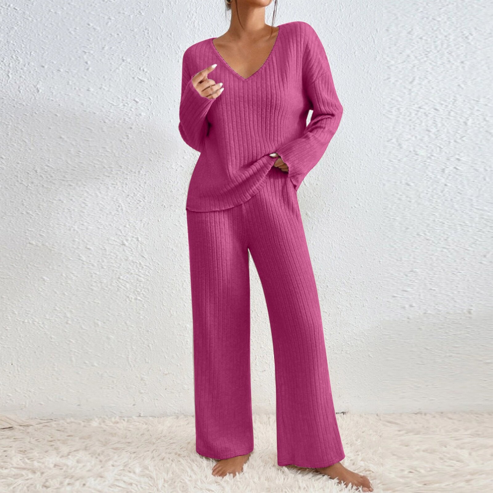 Langärmliges, lässiges Lounge-Set mit V-Ausschnitt für Damen – weich gebürstete, gestreifte Jogginghose und Oberteil (S–XXL, Herbst-/Winterkollektion)​​_voghion.com