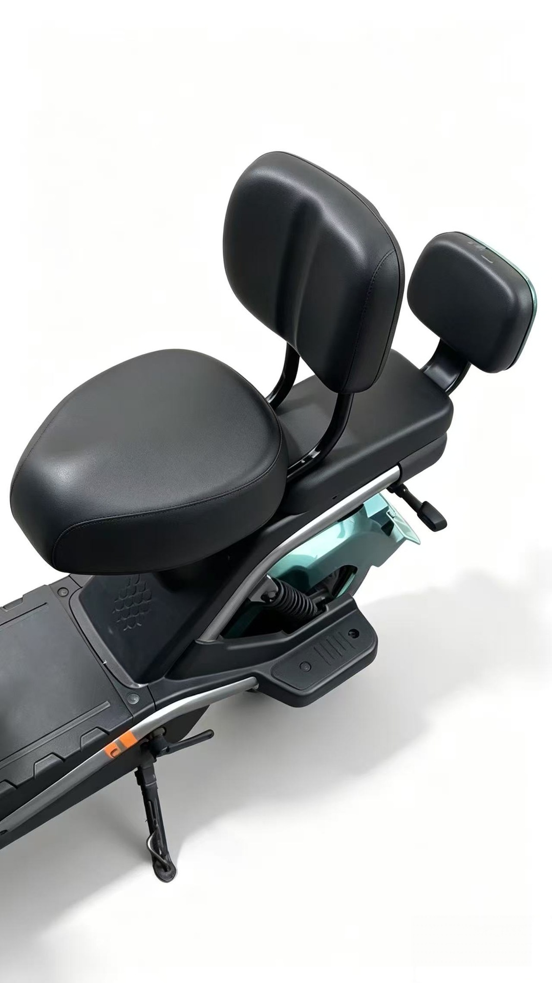 Universal electric vehicle backrest with increased height, rear-mounted backrest and lumbar support for electric scooters, modified for leisure and fatigue relief