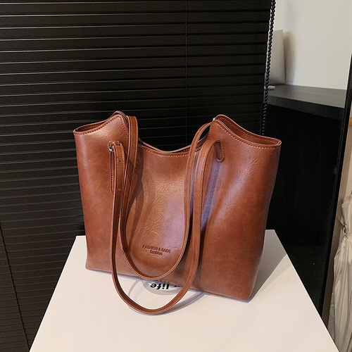 Retro Office Commute Shoulder Bag, Lightweight Luxury, Large Capacity, Unique Design Fashion Crossbody Bag