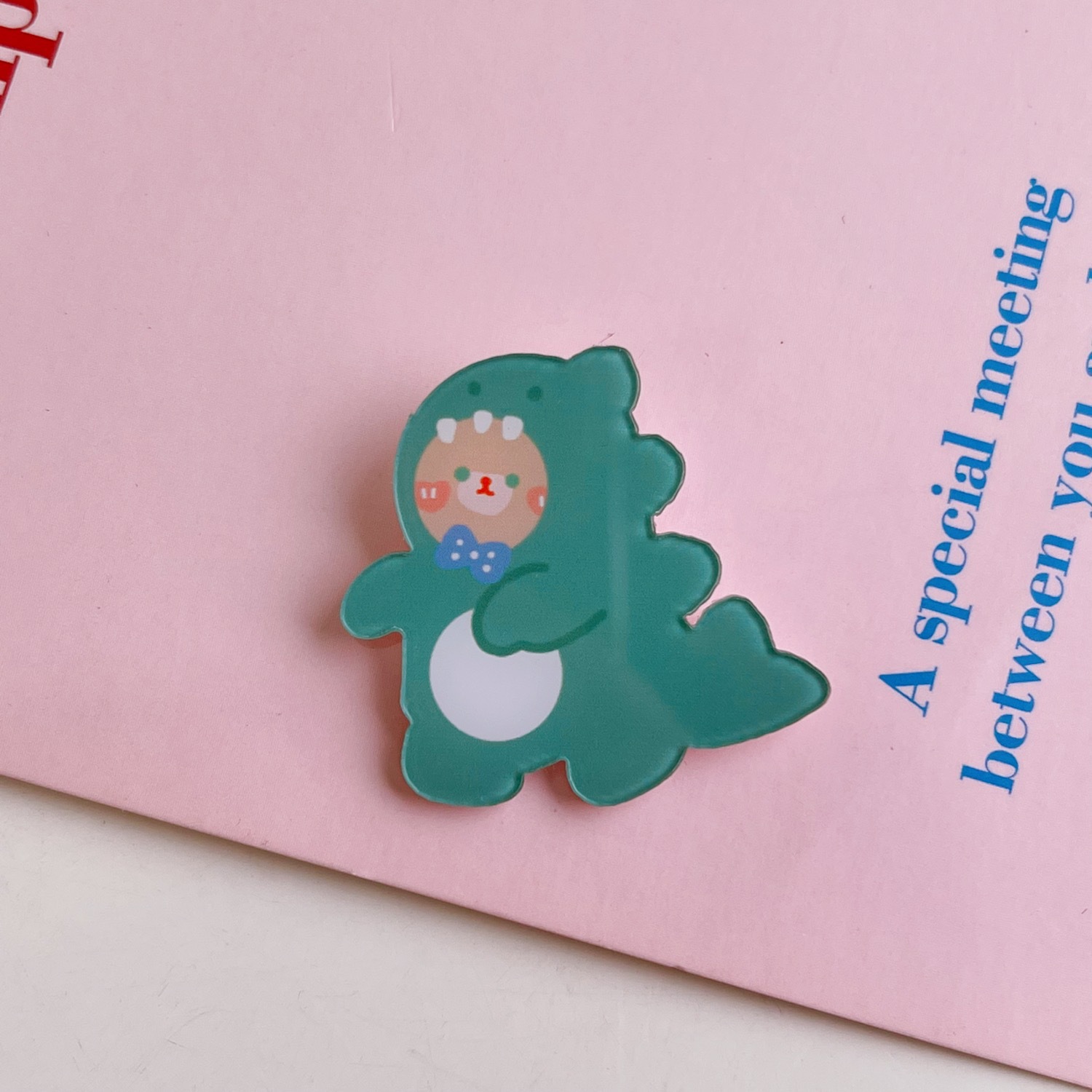 Tengyi ins viento lindo de dibujos animados acrílico cachorro broche insignia al por mayor ropa bolso colgante joyería pin