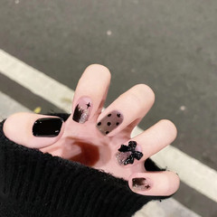 B462黑蝶波點清新少女款手工穿戴甲批發短款美甲成品顯手白假指甲