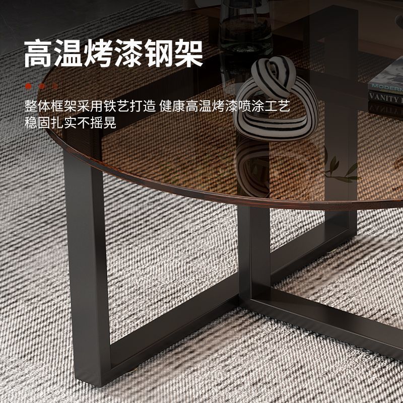Mesa de té de vidrio minimalista italiana, sala de estar doméstica, mesa de té de red creativa moderna y simple.