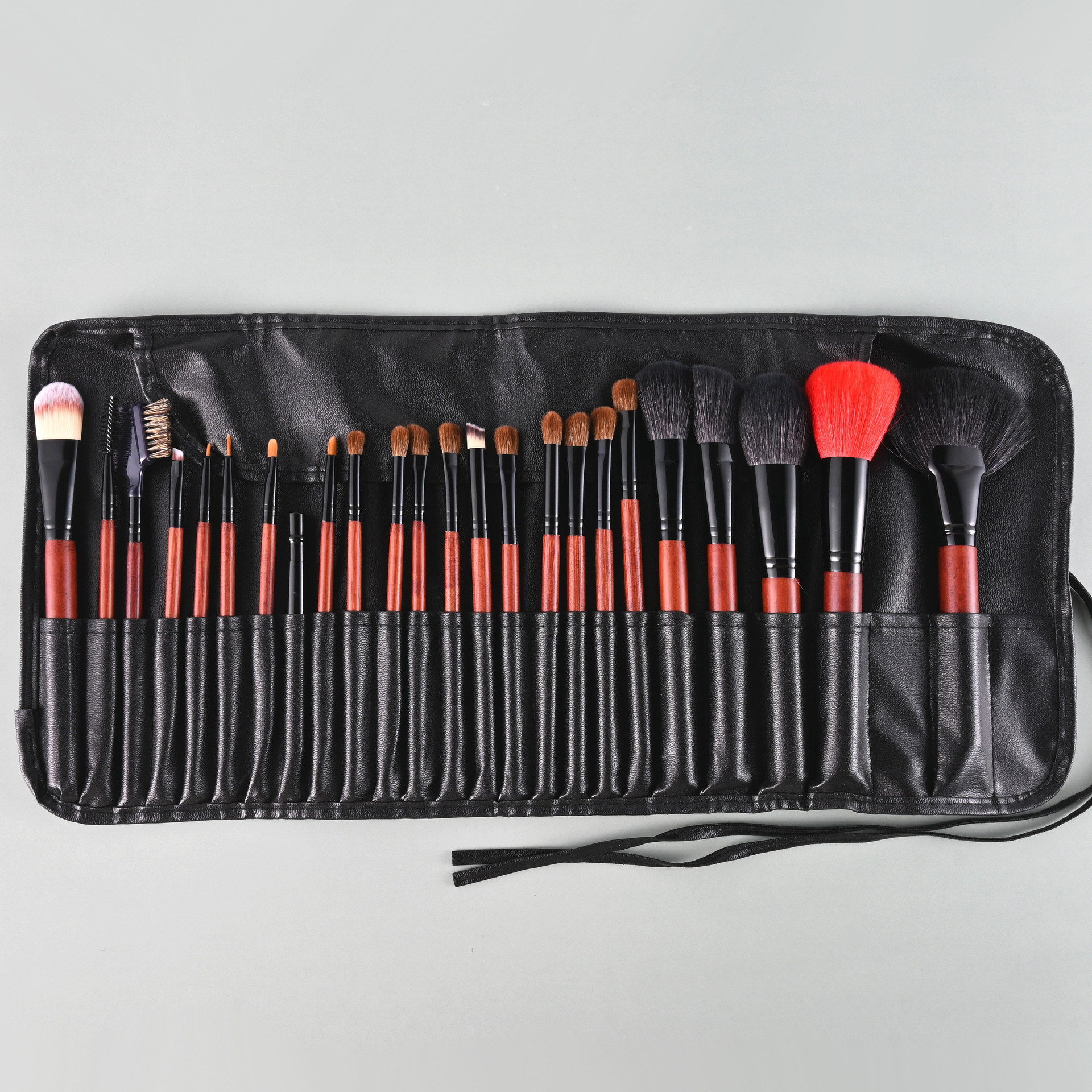 Fábrica al por mayor-blanco cremoso pinceles de maquillaje traje en forma de abanico 24 champán herramientas de maquillaje pelo sintético