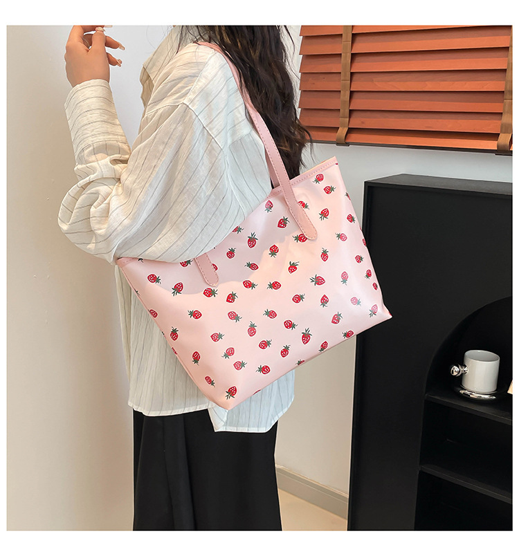 344g Weight Nylon Lining Material Sewing Thread Fashion Element Zipper Closure Type Double Shoulder Straps Strap Type Underarm Bag Bags Type Casual Occasion Pu Leather Material Heart Shape, Bow Knot Pattern All Seasons Season Women's Gender Vacation Style Square Shape Large Size Women's Large Pu Leather Heart Shape Bow Knot Vacation Sewing Thread Square Zipper Underarm Bag 8