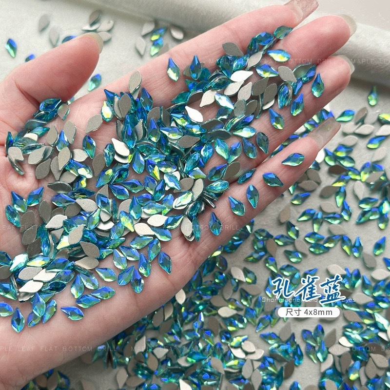 New online red maple leaf shaped flat diamond magic color peacock blue flat manicure small jewelry hot nail decoration