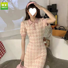 韩版甜辣别致Polo连衣裙森系初恋裙款修身显瘦气质高雅女裙子大衣