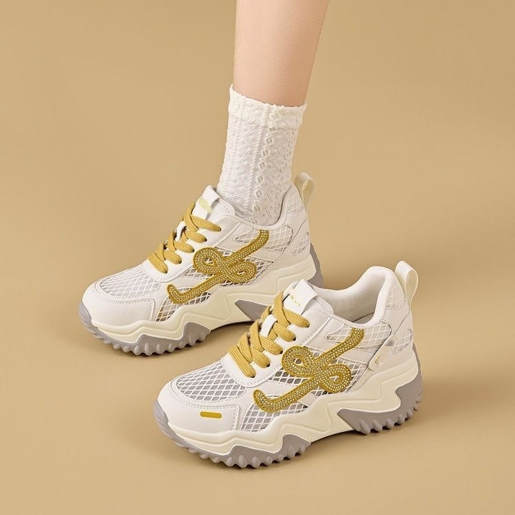 Verano simple red transpirable muffin grueso zapatos de papá mujer 2026 nuevo versátil con suela suave no cansado zapatos deportivos casuales