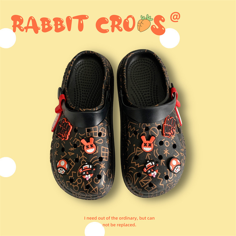 Zapatos con agujeros de camuflaje de coco 2025 nuevas sandalias zapatos de playa para hombres zapatos de viaje casuales sandalias Baotou para hombres