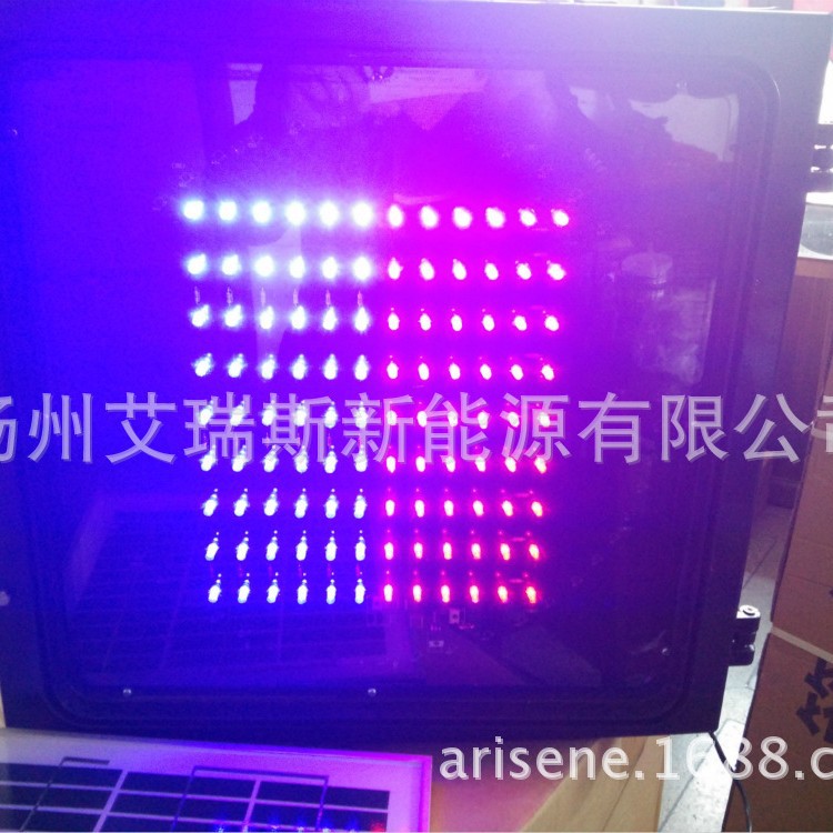 LED太阳能交通红蓝爆闪灯 交通警示灯 道路口频闪灯400mm