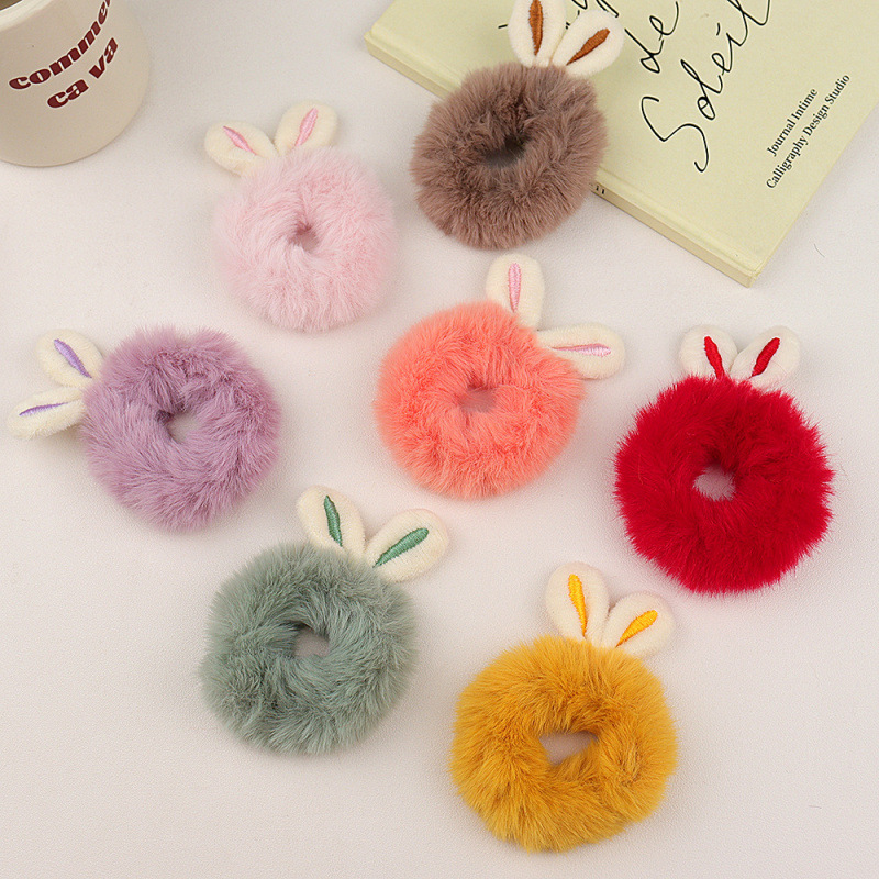 가을과 겨울 봉제 돼지 대형 장내 헤어 링 인터넷 인기있는 새로운 올 매치 헤어 로프 고무 텐돈 여성용 헤어 로프 가죽 커버 헤드웨어