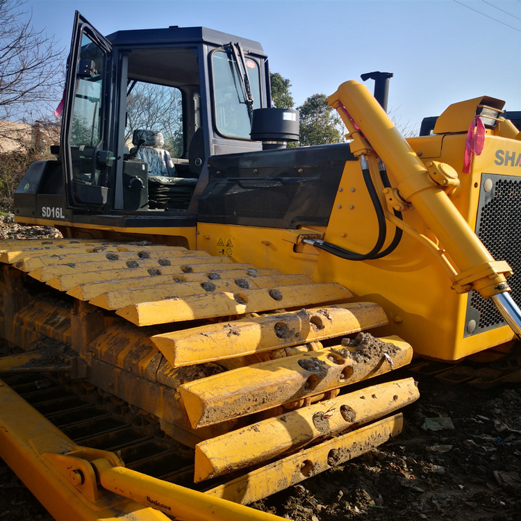 二手山推干地 湿地推土机、山推160、220二手推土机