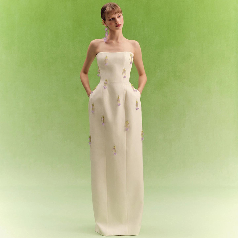 Morning Robe Evening Dress Women's Light Luxury Niche Adult Ceremony Banquet Toast Dress Bride's Engagement Cabinet Strapless Petal Long Dress