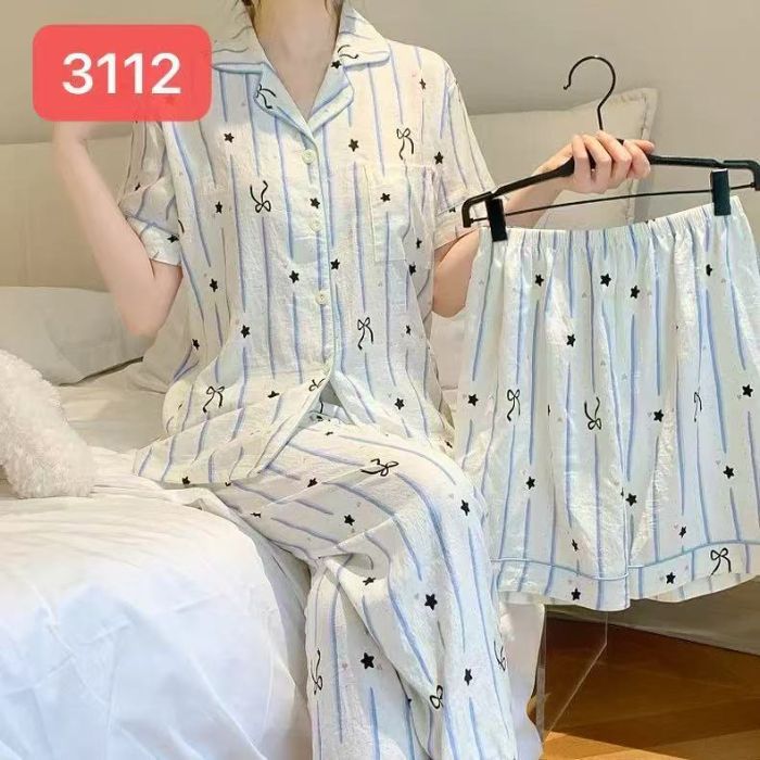 Comercio exterior nube transfronteriza algodón de tres piezas pantalones cortos de manga corta pantalones pijamas de verano ropa a domicilio rebeca de dibujos animados solapa