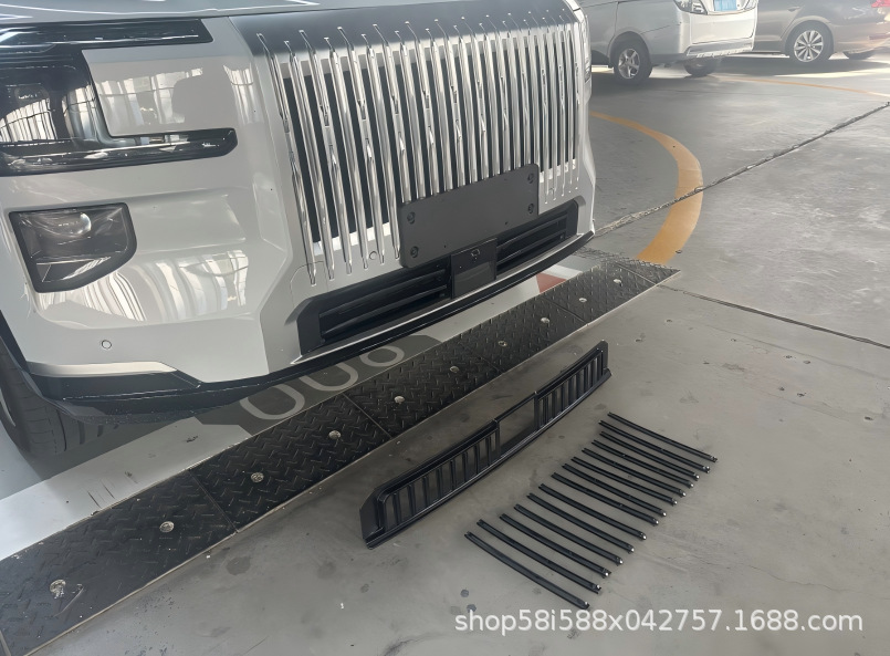Suitable for Zeekr 9X Upper and Lower Insect-Proof Net Set, Insect-Proof Net Modification for Front Face, No-Disassembly Dust Protection Cover Modification Parts