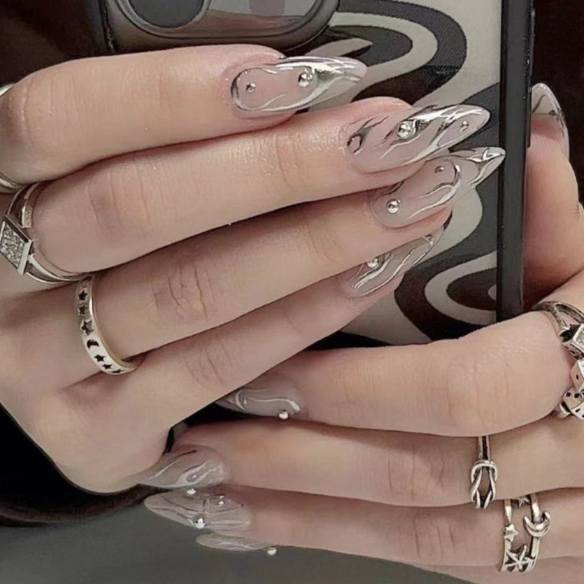 Foreign Trade Cross-Border 24-Piece Manicure European and American Fashion Sexy Style Silver Pattern Rhinestone Long Almond Wearable Nail Polish Wholesale