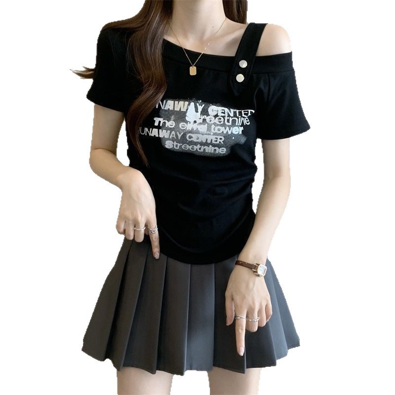 大码设计感洋气别致短袖t恤女夏季新款修身显瘦收腰短款露肩上衣|undefined