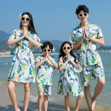 三亚海边度假沙滩亲子装夏装新款母女连衣裙一家三口四口全家庭装